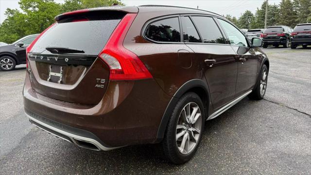 used 2018 Volvo V60 Cross Country car, priced at $13,450