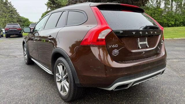 used 2018 Volvo V60 Cross Country car, priced at $13,450