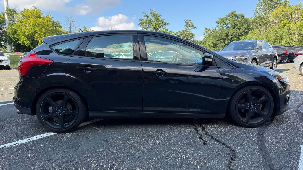 used 2014 Ford Focus car, priced at $5,950