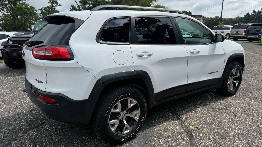used 2014 Jeep Cherokee car, priced at $11,450