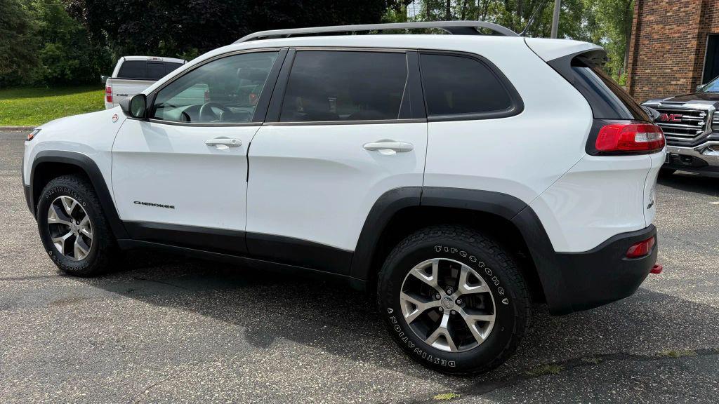 used 2014 Jeep Cherokee car, priced at $11,450