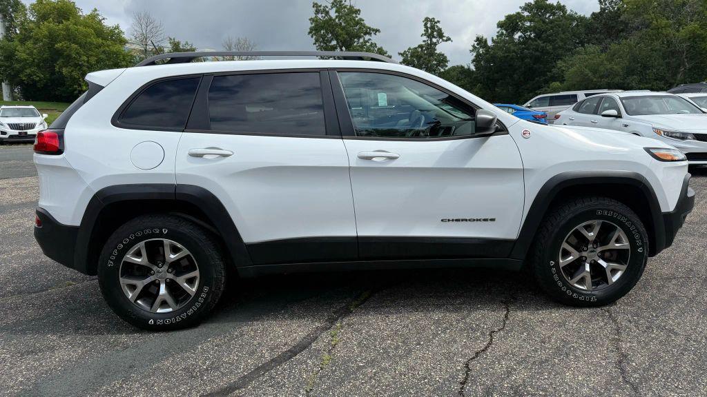used 2014 Jeep Cherokee car, priced at $11,450