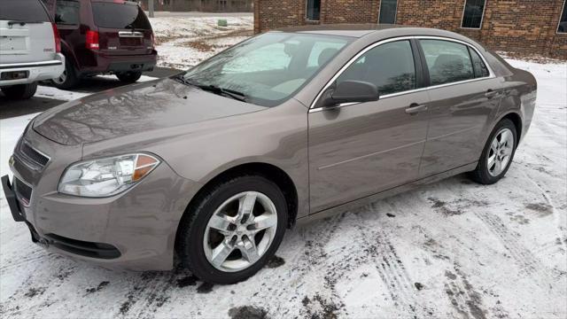 used 2010 Chevrolet Malibu car, priced at $5,450