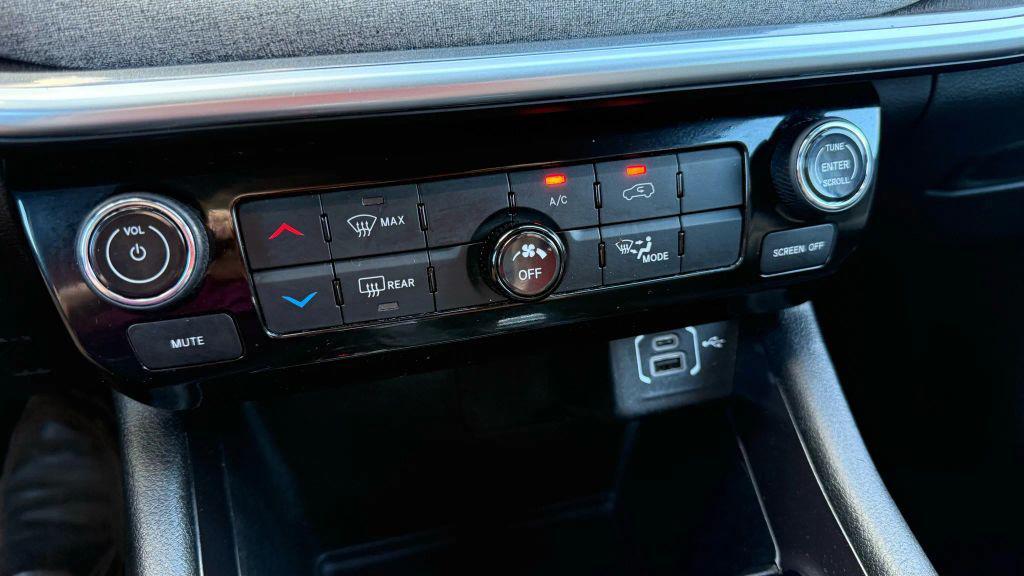 used 2022 Jeep Compass car, priced at $17,950