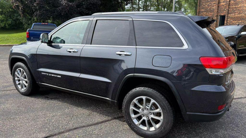 used 2016 Jeep Grand Cherokee car, priced at $10,950