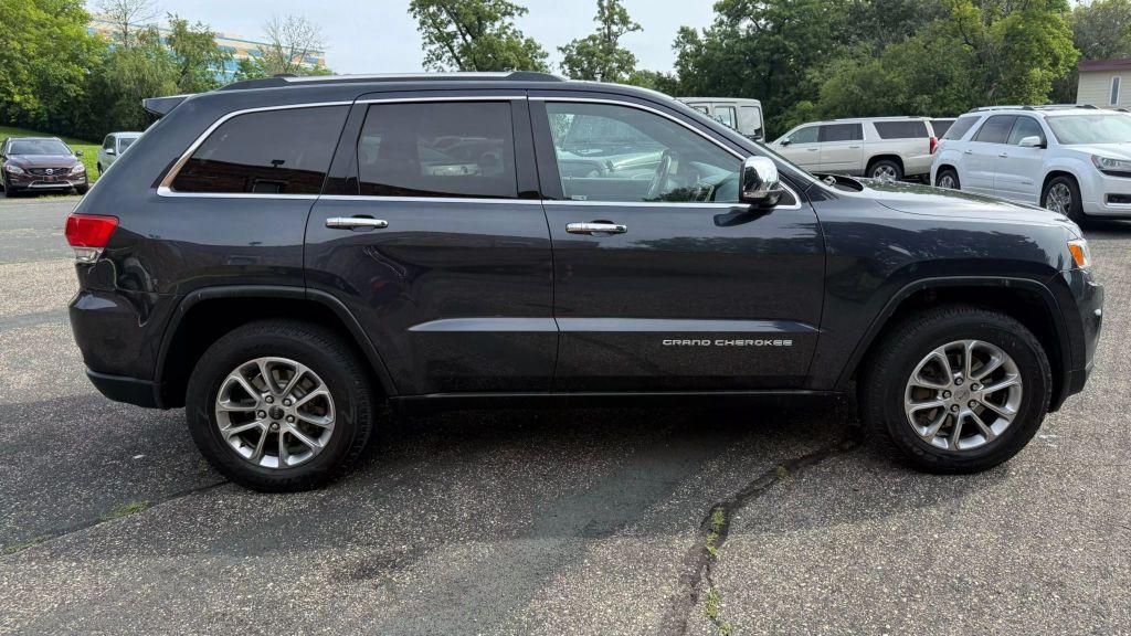 used 2016 Jeep Grand Cherokee car, priced at $10,950