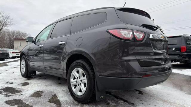 used 2015 Chevrolet Traverse car, priced at $7,450