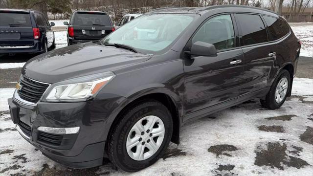 used 2015 Chevrolet Traverse car, priced at $7,450