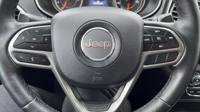 used 2019 Jeep Cherokee car, priced at $12,950