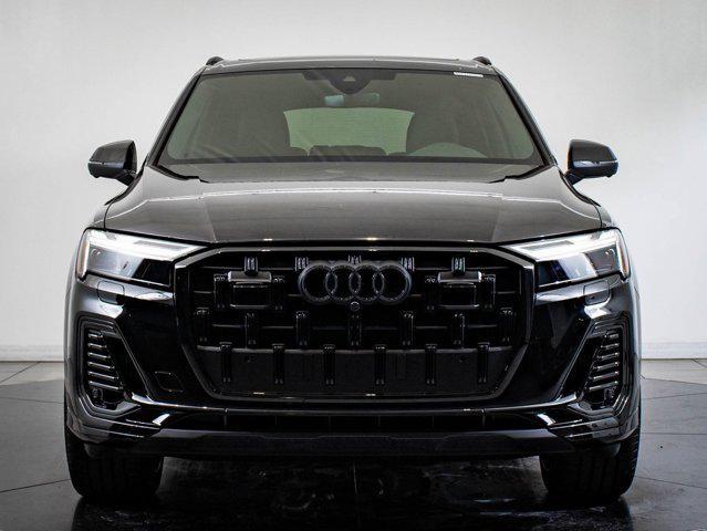 new 2025 Audi Q7 car, priced at $66,998