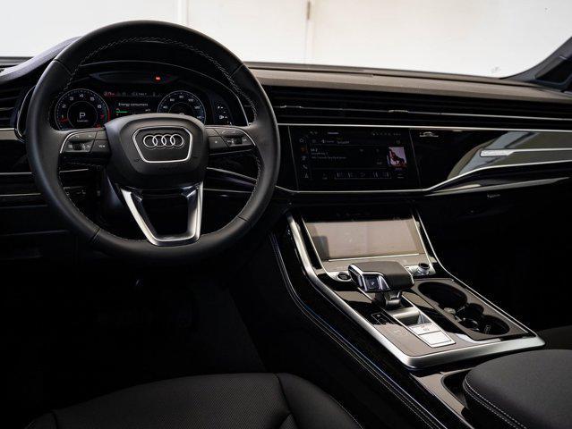 new 2025 Audi Q7 car, priced at $66,998