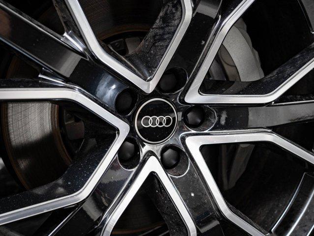 new 2025 Audi Q7 car, priced at $66,998