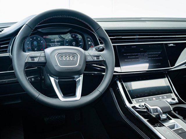 new 2025 Audi Q7 car, priced at $66,998