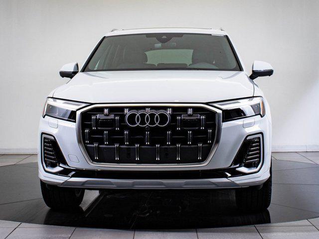 new 2025 Audi Q7 car, priced at $66,998