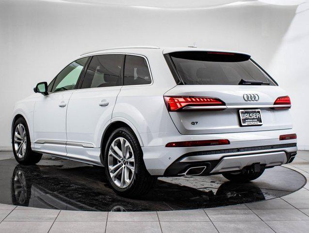 new 2025 Audi Q7 car, priced at $76,998