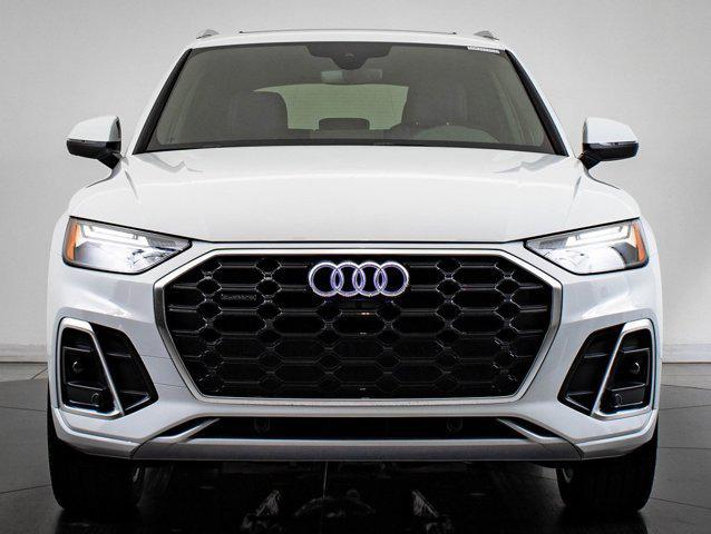 new 2025 Audi Q5 car, priced at $51,998