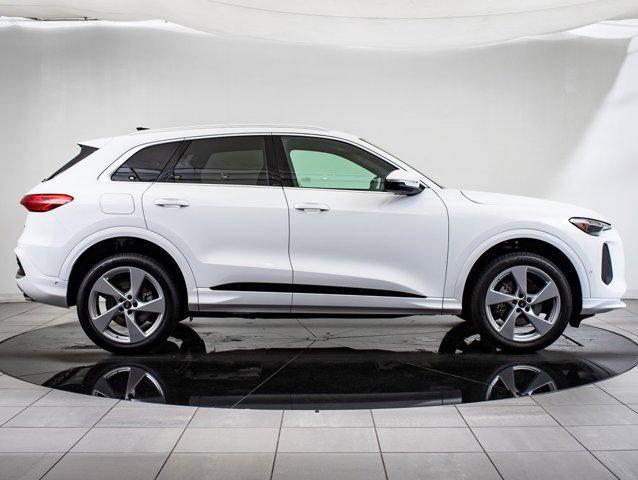 new 2025 Audi Q5 car, priced at $55,698