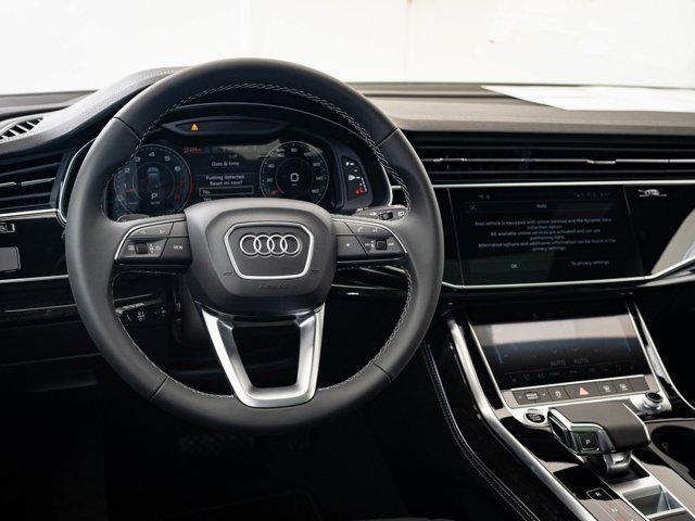 new 2025 Audi Q7 car, priced at $66,998