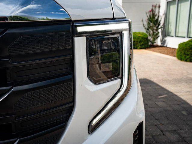 used 2023 GMC Sierra 1500 car, priced at $40,998