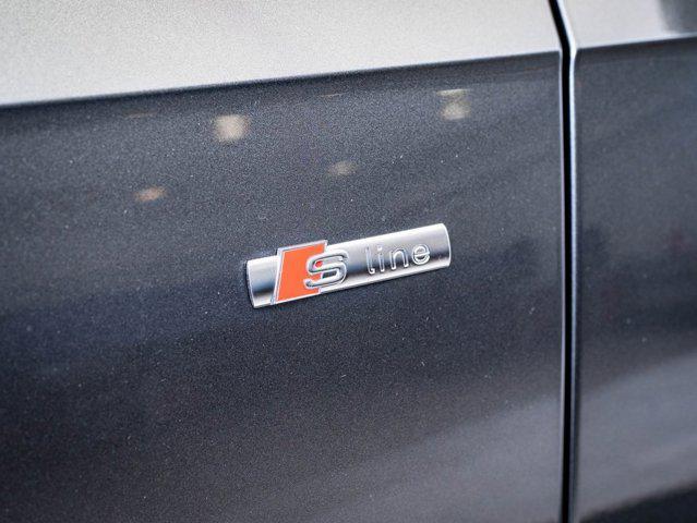 new 2026 Audi Q7 car, priced at $81,998