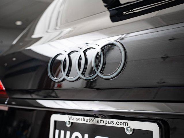 new 2025 Audi Q7 car, priced at $72,998