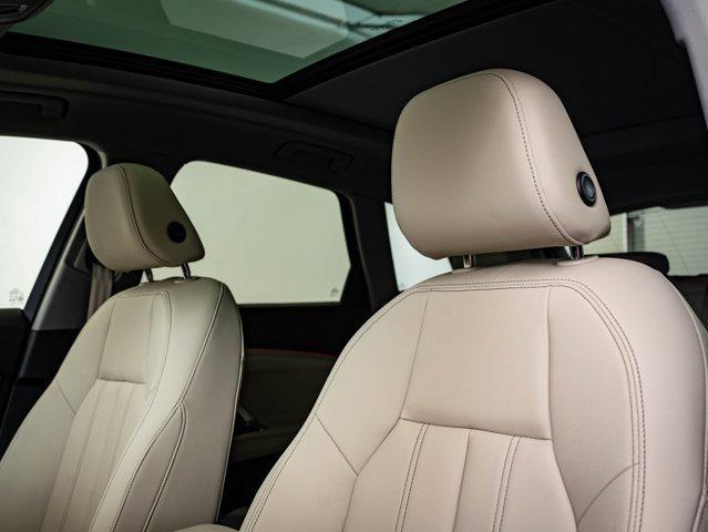 new 2025 Audi Q5 car, priced at $52,998