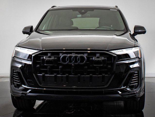 new 2025 Audi Q7 car, priced at $76,998