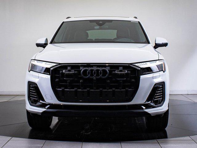 new 2025 Audi Q7 car, priced at $75,998