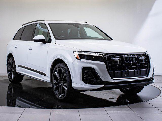 new 2025 Audi Q7 car, priced at $75,998