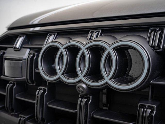 new 2025 Audi Q7 car, priced at $69,498