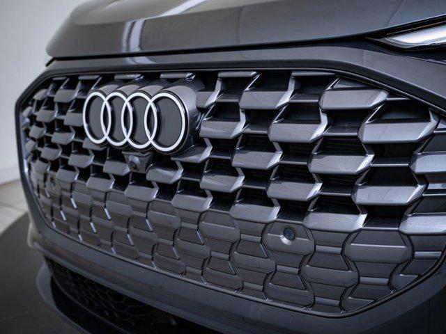 new 2025 Audi Q5 car, priced at $55,998