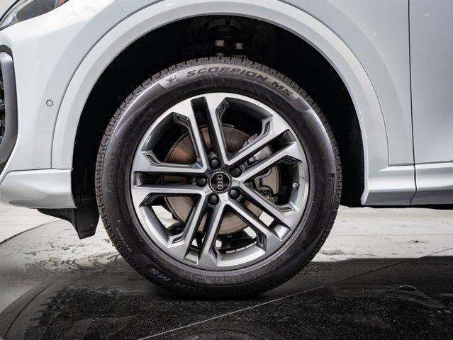 new 2025 Audi Q5 car, priced at $57,898