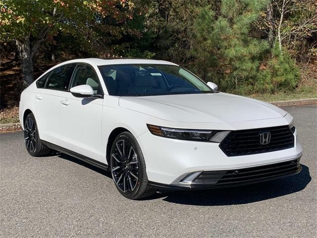 new 2025 Honda Accord Hybrid car, priced at $40,850