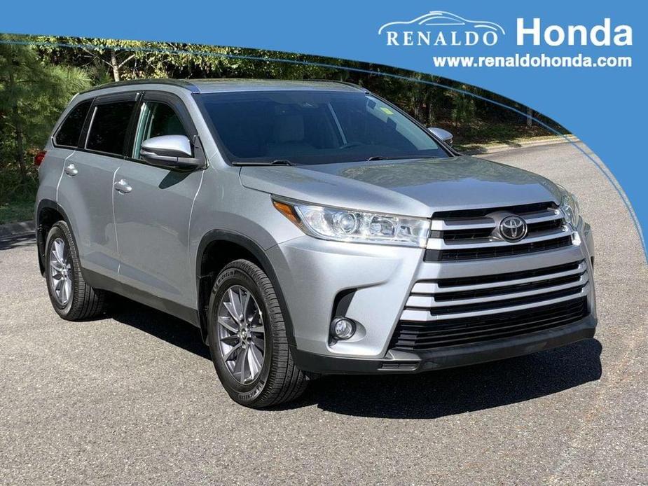 used 2019 Toyota Highlander car, priced at $29,243