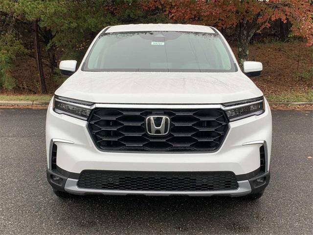 new 2025 Honda Pilot car