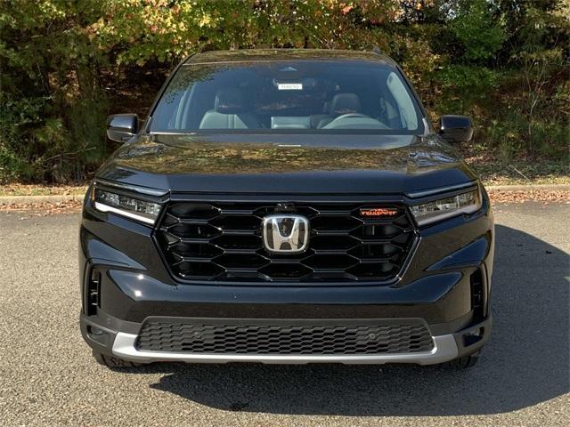 new 2025 Honda Pilot car