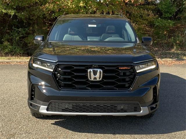 new 2025 Honda Pilot car