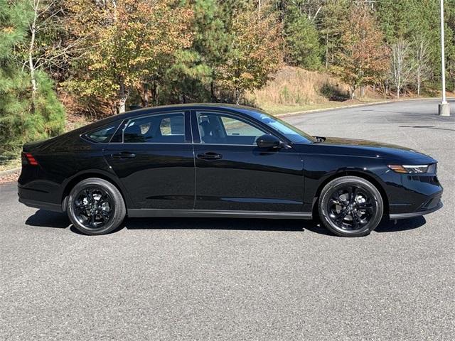 new 2025 Honda Accord car, priced at $30,334