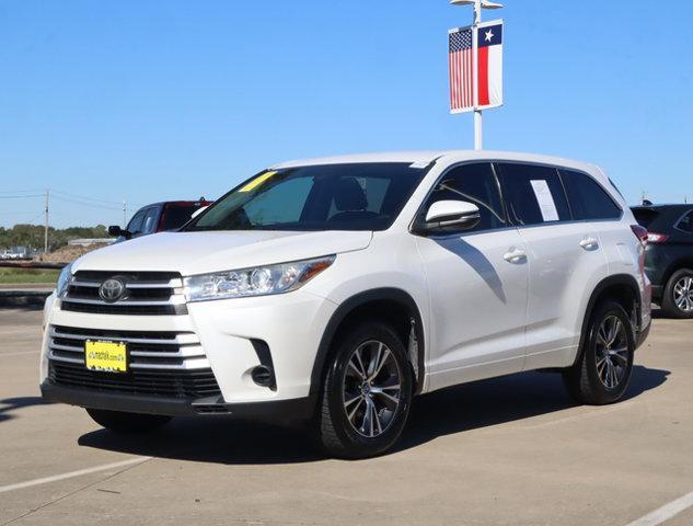 used 2018 Toyota Highlander car, priced at $22,295