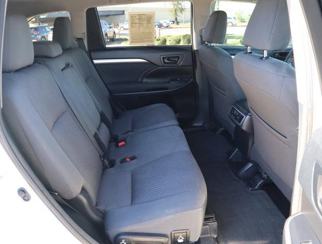 used 2018 Toyota Highlander car, priced at $22,295