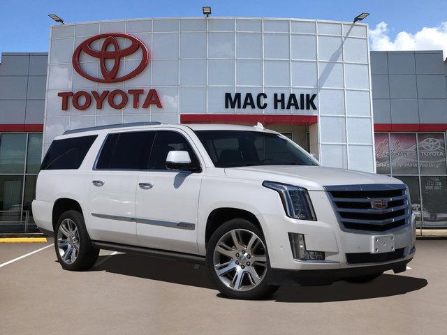 used 2017 Cadillac Escalade ESV car, priced at $30,481