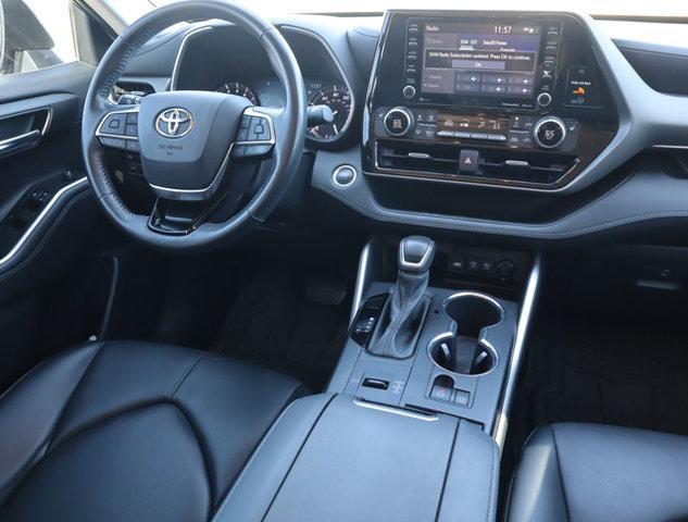 used 2021 Toyota Highlander car, priced at $33,258