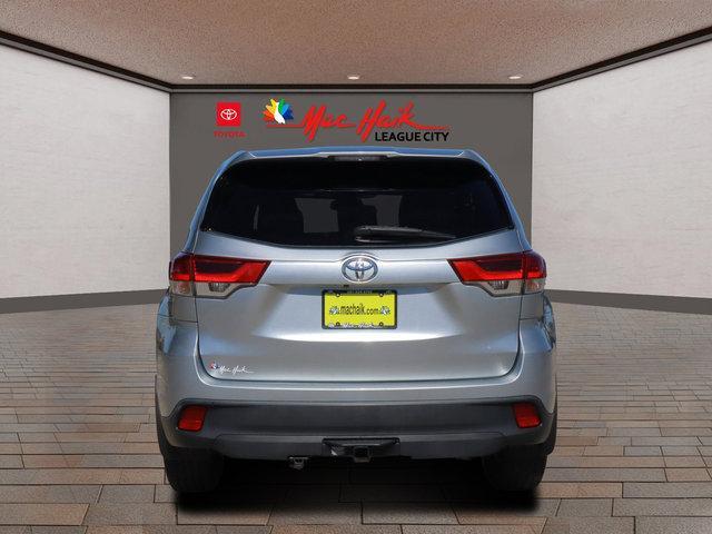 used 2018 Toyota Highlander car, priced at $19,904