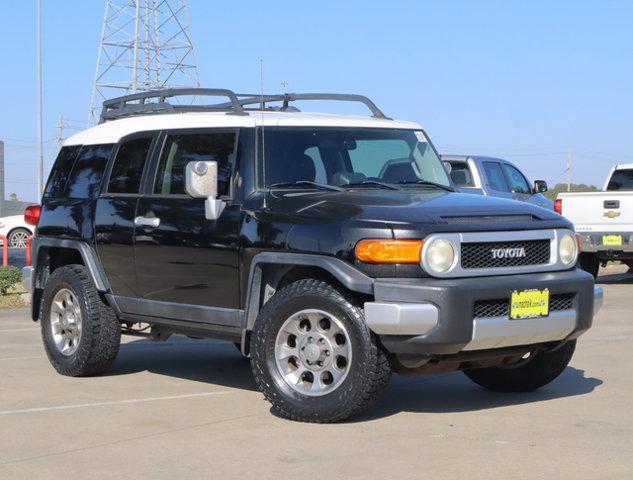 used 2011 Toyota FJ Cruiser car, priced at $18,991