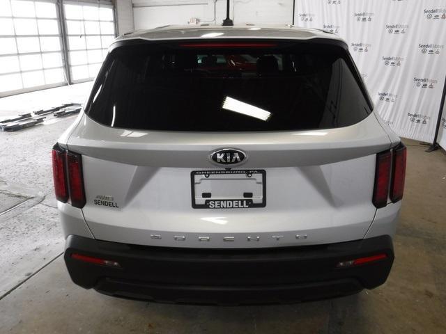 used 2021 Kia Sorento car, priced at $22,664