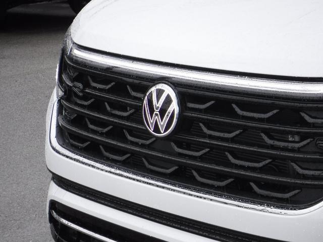 new 2024 Volkswagen Atlas Cross Sport car, priced at $52,413