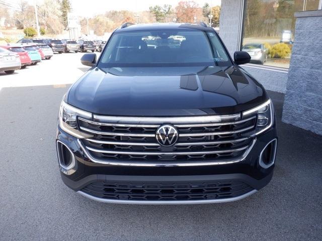 new 2024 Volkswagen Atlas car, priced at $40,928