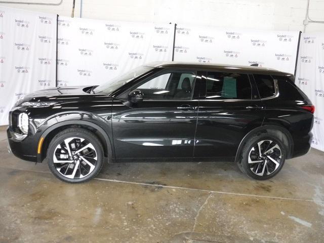 used 2023 Mitsubishi Outlander car, priced at $30,675