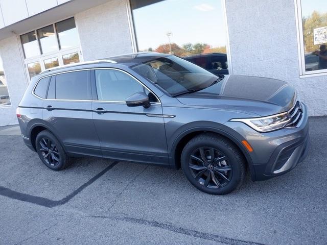 new 2024 Volkswagen Tiguan car, priced at $34,311