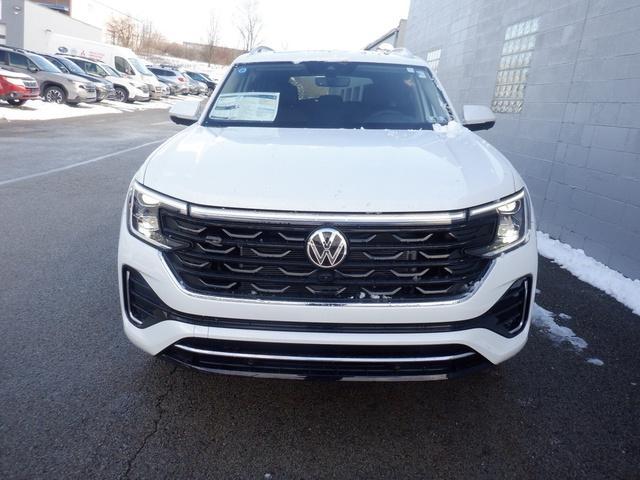 new 2025 Volkswagen Atlas car, priced at $54,577